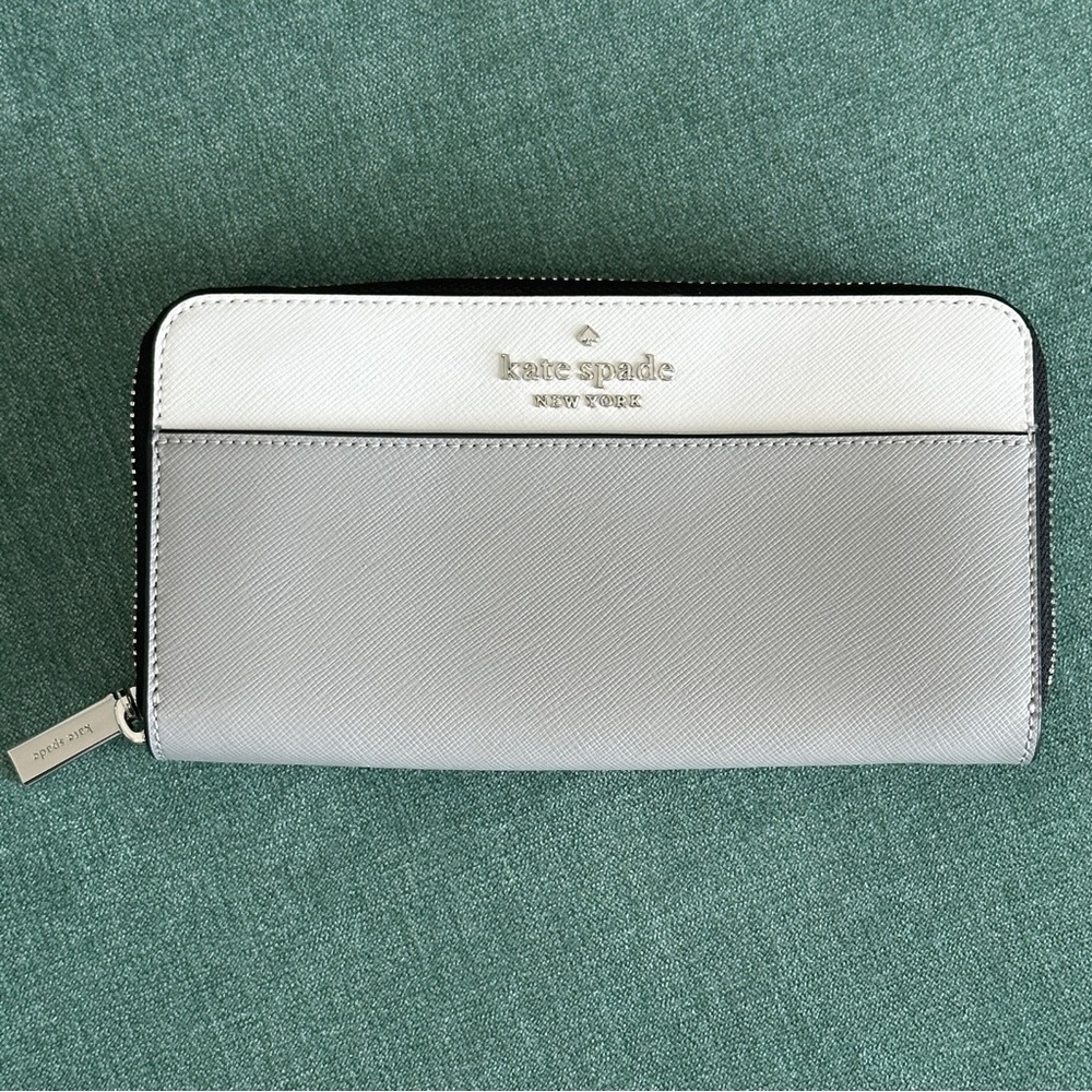 NWT Kate Spade Color-block Gray and White Large Wallet
